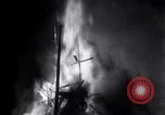 Standbild Bonfire auf der Oregon State Agricultural College Corvallis Oregon USA, 1934, aus Sekunde 18 historischem Filmmaterial Videoclip 65675028715