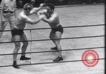 Immagine di Jim Londos e Everett Marshall New York City USA, 1934, secondo 21 filmato di repertorio 65675028718