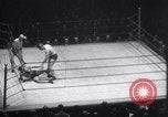 Immagine di Jim Londos e Everett Marshall New York City USA, 1934, secondo 35 filmato di repertorio 65675028718