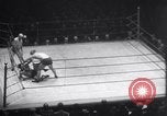 Immagine di Jim Londos e Everett Marshall New York City USA, 1934, secondo 36 filmato di repertorio 65675028718