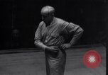 Immagine di Jim Londos e Everett Marshall New York City USA, 1934, secondo 41 filmato di repertorio 65675028718