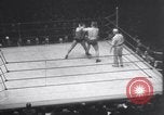 Immagine di Jim Londos e Everett Marshall New York City USA, 1934, secondo 57 filmato di repertorio 65675028718