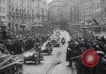 Standbild deutsche Truppen marschieren in der Tschechoslowakei Brünn Mähren Tschechoslowakei, 1939, aus Sekunde 10 historischem Filmmaterial Videoclip 65675028720