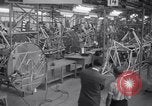 Image Production de Vultee BT-13 avions Downey California USA, 1941, de la seconde 11 séquences d'archives historiques vidéo 65675028730