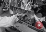 Image Production de Vultee BT-13 avions Downey California USA, 1941, de la seconde 13 séquences d'archives historiques vidéo 65675028730