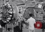 Image Production de Vultee BT-13 avions Downey California USA, 1941, de la seconde 23 séquences d'archives historiques vidéo 65675028730