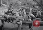 Image Production de Vultee BT-13 avions Downey California USA, 1941, de la seconde 32 séquences d'archives historiques vidéo 65675028730