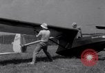 Standbild Heer und Marine Beamten fliegen Segelflugzeuge Elmira New York USA, 1941, aus Sekunde 11 historischem Filmmaterial Videoclip 65675028732