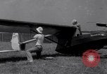 Standbild Heer und Marine Beamten fliegen Segelflugzeuge Elmira New York USA, 1941, aus Sekunde 14 historischem Filmmaterial Videoclip 65675028732