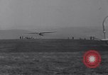Standbild Heer und Marine Beamten fliegen Segelflugzeuge Elmira New York USA, 1941, aus Sekunde 21 historischem Filmmaterial Videoclip 65675028732