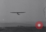Standbild Heer und Marine Beamten fliegen Segelflugzeuge Elmira New York USA, 1941, aus Sekunde 23 historischem Filmmaterial Videoclip 65675028732