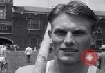 Standbild Leichtathletik Veranstaltungen an der Franklin Feld Philadelphia Pennsylvania USA, 1941, aus Sekunde 35 historischem Filmmaterial Videoclip 65675028733
