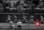 Standbild Leichtathletik Veranstaltungen an der Franklin Feld Philadelphia Pennsylvania USA, 1941, aus Sekunde 48 historischem Filmmaterial Videoclip 65675028733