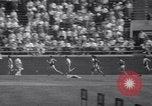 Standbild Leichtathletik Veranstaltungen an der Franklin Feld Philadelphia Pennsylvania USA, 1941, aus Sekunde 58 historischem Filmmaterial Videoclip 65675028733