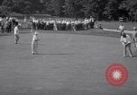 Standbild Babe Ruth und TY Cobb spielt Golf Flushing Long Island New York USA, 1941, aus Sekunde 35 historischem Filmmaterial Videoclip 65675028734