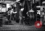 Standbild Test auf Reifen Akron Ohio USA, 1941, aus Sekunde 4 historischem Filmmaterial Videoclip 65675028739