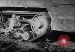 Standbild Test auf Reifen Akron Ohio USA, 1941, aus Sekunde 6 historischem Filmmaterial Videoclip 65675028739