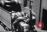 Standbild Test auf Reifen Akron Ohio USA, 1941, aus Sekunde 17 historischem Filmmaterial Videoclip 65675028739