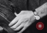 Standbild Test auf Reifen Akron Ohio USA, 1941, aus Sekunde 34 historischem Filmmaterial Videoclip 65675028739