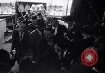 Standbild Verurteilte Besatzung des italienischen Frachters Colorado New York City USA, 1941, aus Sekunde 11 historischem Filmmaterial Videoclip 65675028741
