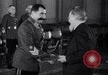 Standbild Marshals Voroshilov Timoschenko und Budyenny gepostet Moskau Russland Sowjetunion, 1941, aus Sekunde 18 historischem Filmmaterial Videoclip 65675028748