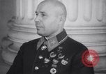 Standbild Marshals Voroshilov Timoschenko und Budyenny gepostet Moskau Russland Sowjetunion, 1941, aus Sekunde 21 historischem Filmmaterial Videoclip 65675028748