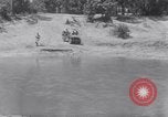 Standbild US 4 Ingenieure Truppen mit Bantam Jeep Fort Benning Georgia USA, 1941, aus Sekunde 6 historischem Filmmaterial Videoclip 65675028751