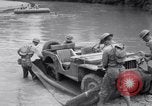 Standbild US 4 Ingenieure Truppen mit Bantam Jeep Fort Benning Georgia USA, 1941, aus Sekunde 16 historischem Filmmaterial Videoclip 65675028751