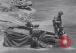 Standbild US 4 Ingenieure Truppen mit Bantam Jeep Fort Benning Georgia USA, 1941, aus Sekunde 21 historischem Filmmaterial Videoclip 65675028751