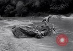 Standbild US 4 Ingenieure Truppen mit Bantam Jeep Fort Benning Georgia USA, 1941, aus Sekunde 24 historischem Filmmaterial Videoclip 65675028751