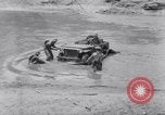 Standbild US 4 Ingenieure Truppen mit Bantam Jeep Fort Benning Georgia USA, 1941, aus Sekunde 38 historischem Filmmaterial Videoclip 65675028751