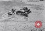 Standbild US 4 Ingenieure Truppen mit Bantam Jeep Fort Benning Georgia USA, 1941, aus Sekunde 39 historischem Filmmaterial Videoclip 65675028751