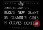Standbild Modelle in Miss Venus moderne Peagant Coney Island New York USA, 1941, aus Sekunde 3 historischem Filmmaterial Videoclip 65675028752