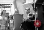 Standbild Modelle in Miss Venus moderne Peagant Coney Island New York USA, 1941, aus Sekunde 42 historischem Filmmaterial Videoclip 65675028752