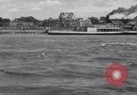 Standbild Tommy Illayes Niagara Falls New York USA, 1941, aus Sekunde 36 historischem Filmmaterial Videoclip 65675028753
