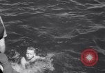 Standbild Tommy Illayes Niagara Falls New York USA, 1941, aus Sekunde 42 historischem Filmmaterial Videoclip 65675028753