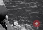 Standbild Tommy Illayes Niagara Falls New York USA, 1941, aus Sekunde 43 historischem Filmmaterial Videoclip 65675028753