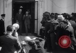 Immagine di Henry e Edsel Ford per il pranzo di lavoro Washington DC USA, 1938, secondo 26 filmato di repertorio 65675028773