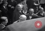 Immagine di Henry e Edsel Ford per il pranzo di lavoro Washington DC USA, 1938, secondo 38 filmato di repertorio 65675028773