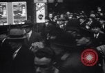 Image Pacte britannico-irlandais signé par de Valera et Neville Chamberlain London England Royaume-Uni, 1938, de la seconde 15 séquences d'archives historiques vidéo 65675028776