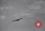 Standbild Tailless Bumblebee Flugzeugs Brooklyn New York City USA, 1938, aus Sekunde 25 historischem Filmmaterial Videoclip 65675028778