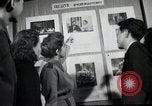 Immagine di Gli studenti in biblioteca russa di informazioni La Corea del Nord, 1948, secondo 35 filmato di repertorio 65675028796