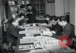 Immagine di Gli studenti in biblioteca russa di informazioni La Corea del Nord, 1948, secondo 46 filmato di repertorio 65675028796