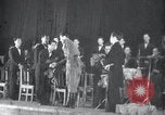 Image Concert et Spectacle de scène pour l'armée russe la Corée du Nord, 1948, de la seconde 17 séquences d'archives historiques vidéo 65675028799