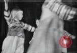 Image Concert et Spectacle de scène pour l'armée russe la Corée du Nord, 1948, de la seconde 34 séquences d'archives historiques vidéo 65675028799