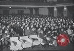 Image Concert et Spectacle de scène pour l'armée russe la Corée du Nord, 1948, de la seconde 45 séquences d'archives historiques vidéo 65675028799