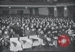 Image Concert et Spectacle de scène pour l'armée russe la Corée du Nord, 1948, de la seconde 46 séquences d'archives historiques vidéo 65675028799