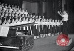 Image Concert et Spectacle de scène pour l'armée russe la Corée du Nord, 1948, de la seconde 60 séquences d'archives historiques vidéo 65675028799