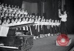 Image Concert et Spectacle de scène pour l'armée russe la Corée du Nord, 1948, de la seconde 61 séquences d'archives historiques vidéo 65675028799