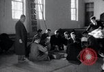 Image Nord-Coréens faire de l'artisanat des sculptures et des peintures la Corée du Nord, 1948, de la seconde 51 séquences d'archives historiques vidéo 65675028800